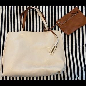 Reversible tan/camel tote bag with pouch